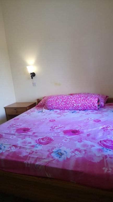 Puji Homestay Mataram Exterior foto